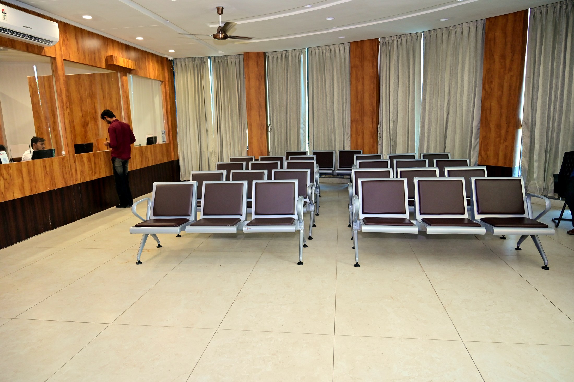 Visitor waiting area at MGGC Sikar